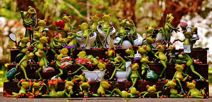 frog figurine collection