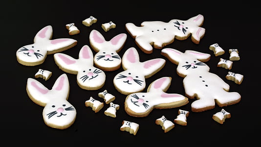 white rabbit cookies