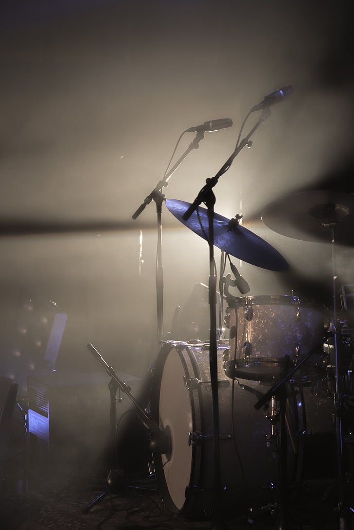 photo of cymbal and microphone