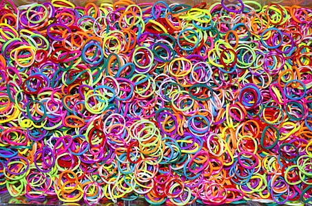 assorted-color loop bands