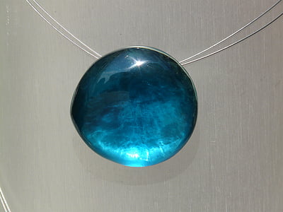 round blue gemstone pendant