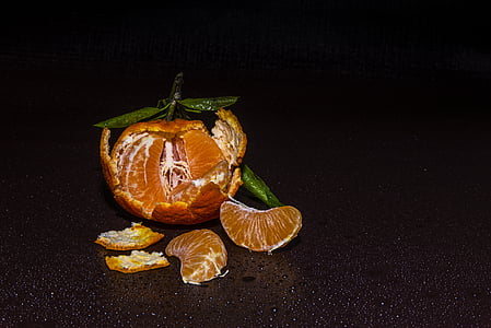 ripe peeled orange fruit