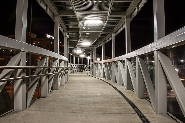 gray and brown concrete bridge
