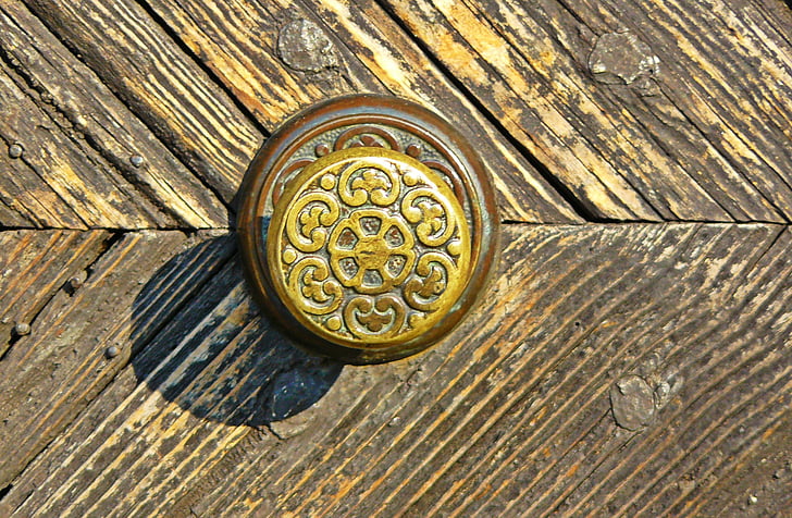 round brown floral decor on brown wooden board