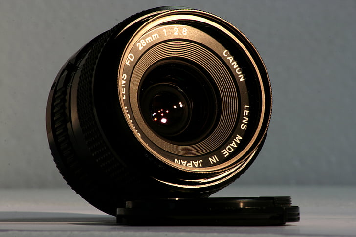black telephoto lens