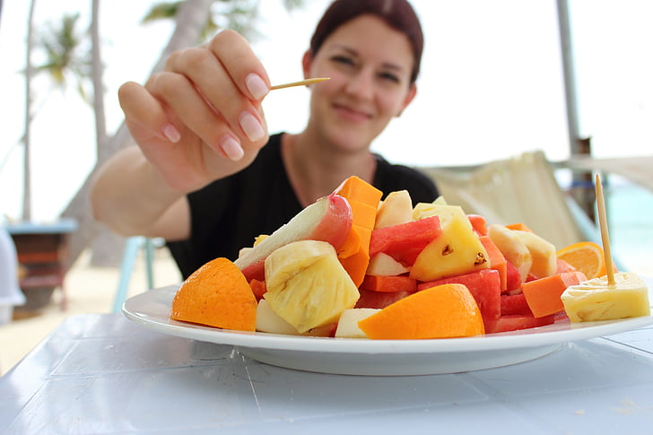 Is Eating Fruits for Breakfast Healthy?