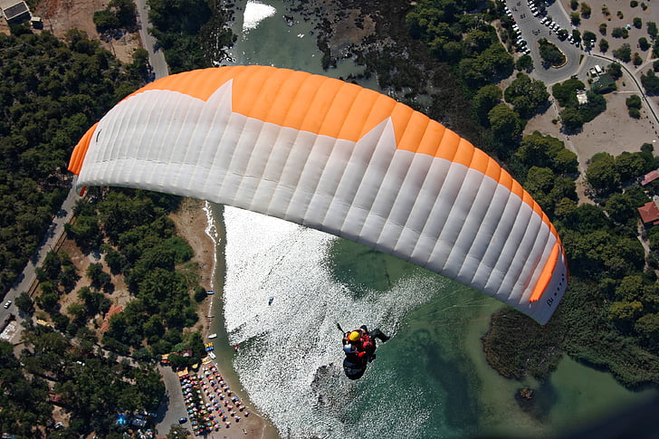 aerial photography of person paragliding