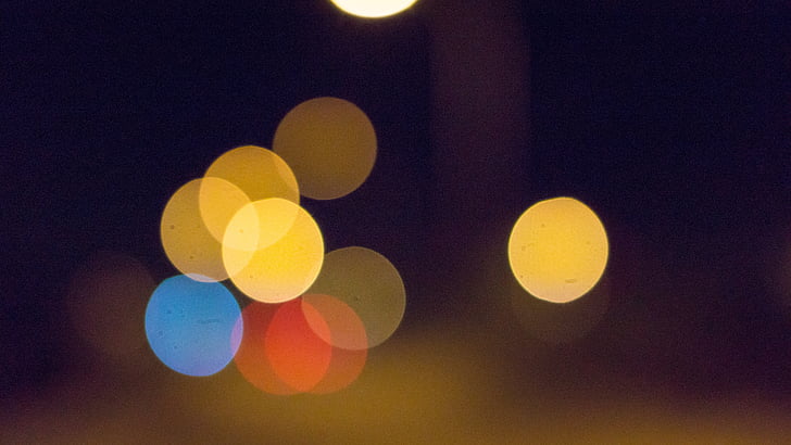 yellow and red light bokeh