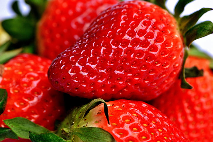 photo of strawberry fruits