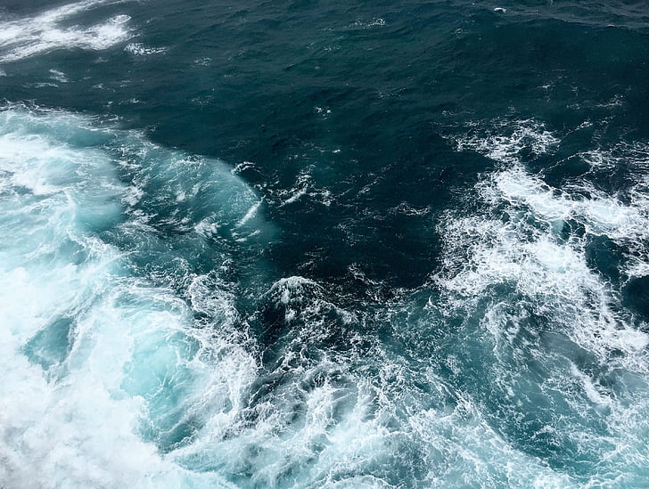 ocean waves photo