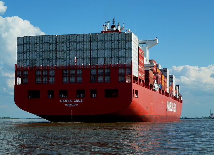 Santa Cruz container ship