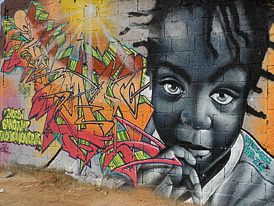 wall with girl portrait graffiti