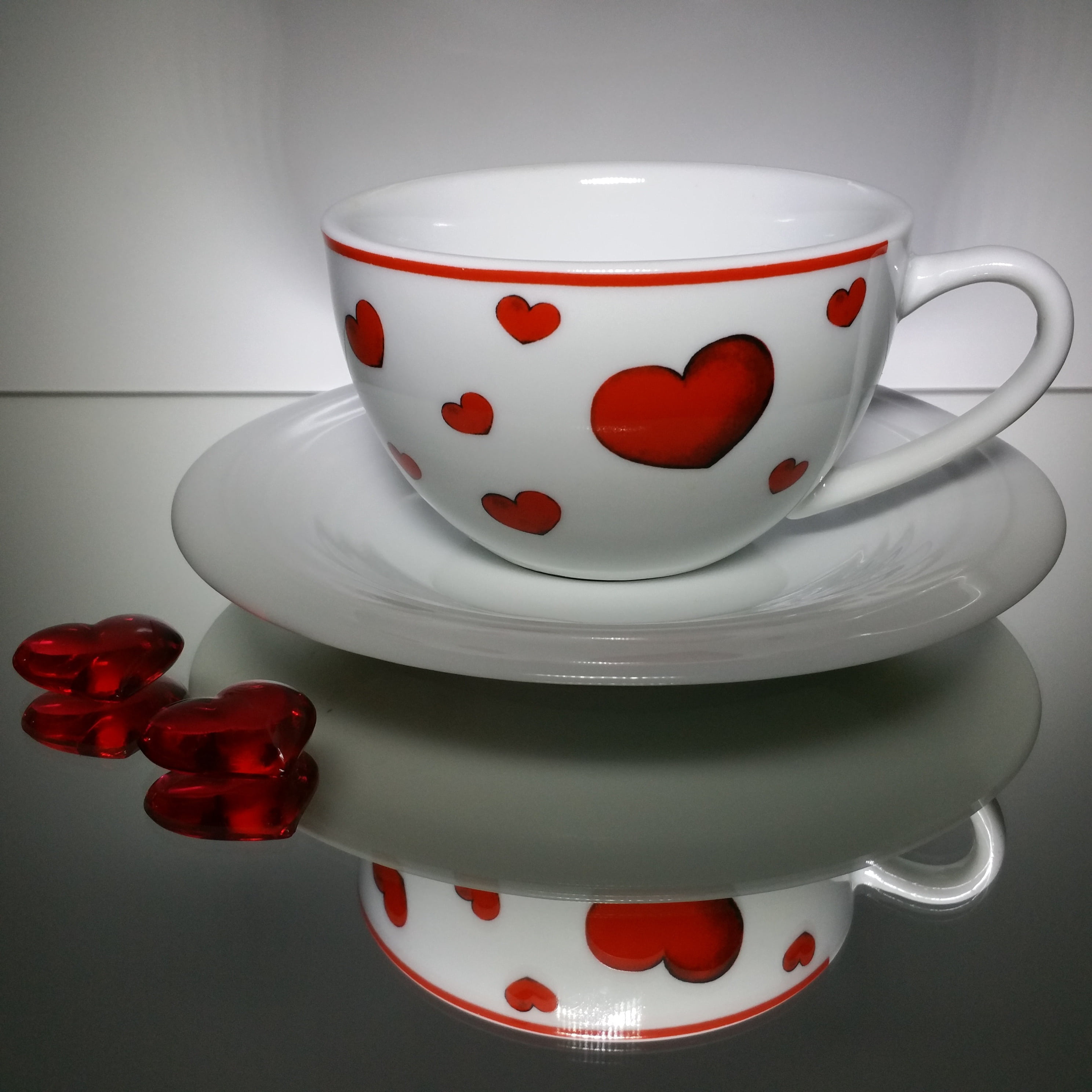 Happy Valentine's Day with White Hearts Ceramic Red 4 Mug Coffee Cup Gift