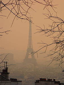 photo of Eiffel Tower, Paris