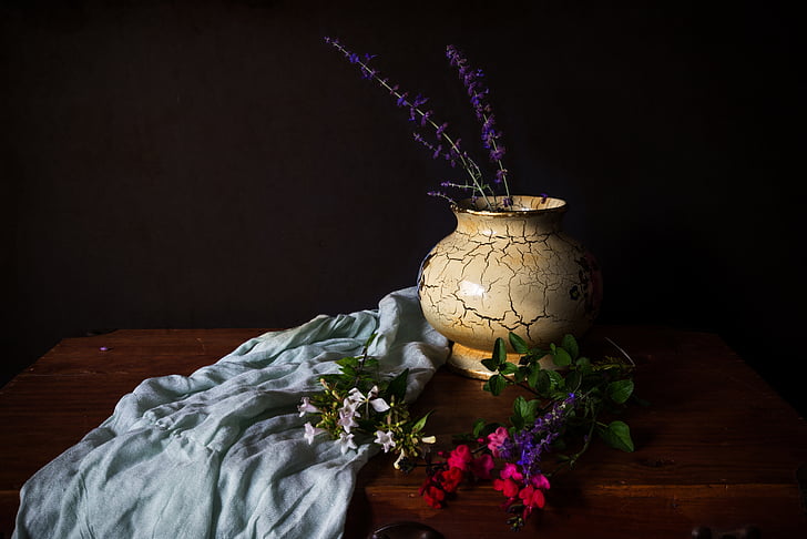photo of brown ceramic vase