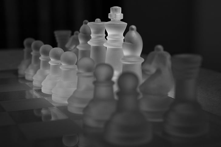 closeup photo of glass chess