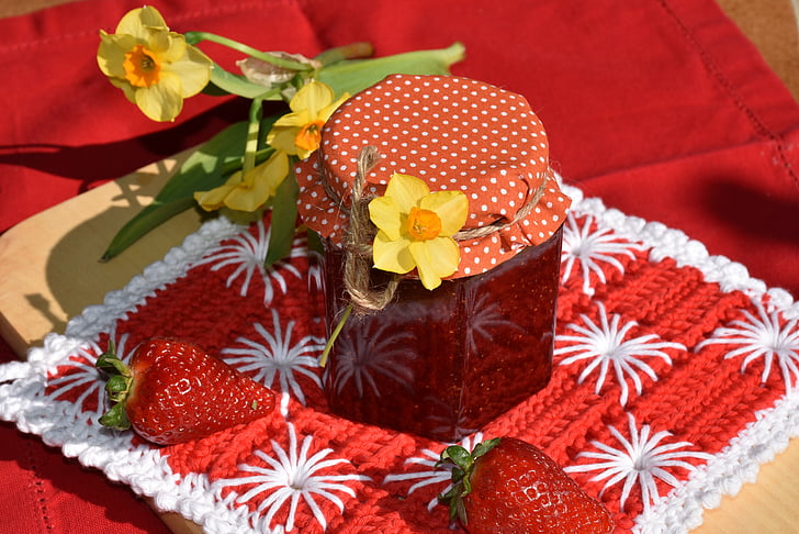 filled strawberry jam jar with lid