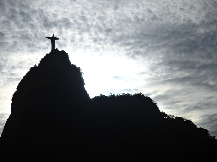 silhouette of Christ The Redeemer
