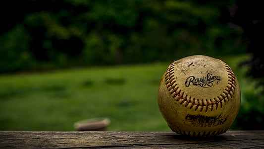 close up photo of baseball