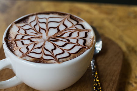 latte in white cup