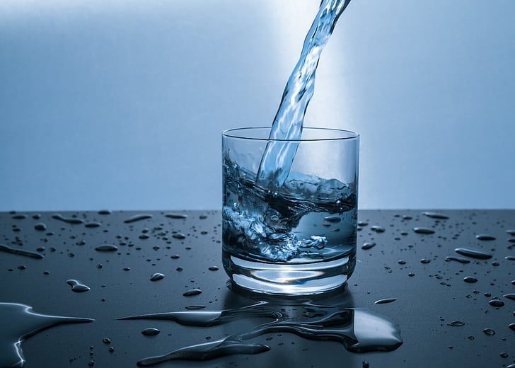 https://i2.pickpik.com/photos/529/151/596/water-glass-drip-drink-preview.jpg