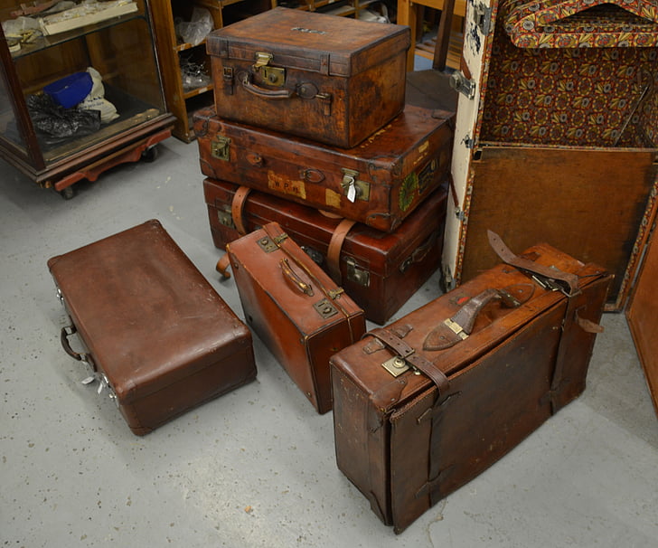 brown leather suitcase lot