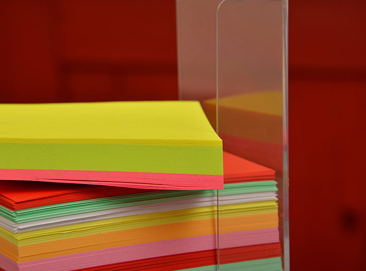stack of assorted-color stick notes
