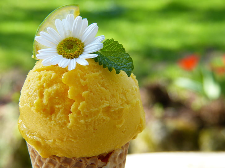 yellow ice cream with flowers