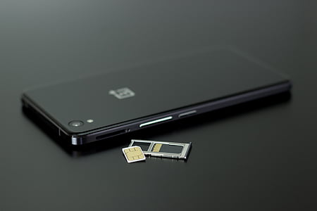 black OnePlus smartphone