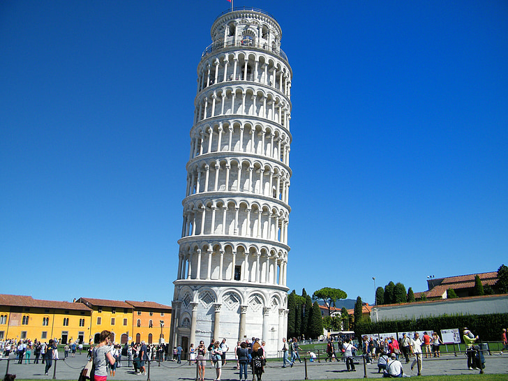 Leaning Tower of Pisa in Florence, Italy