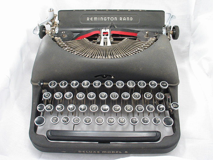 Royalty-Free photo: Black Remington Rand typewriter | PickPik