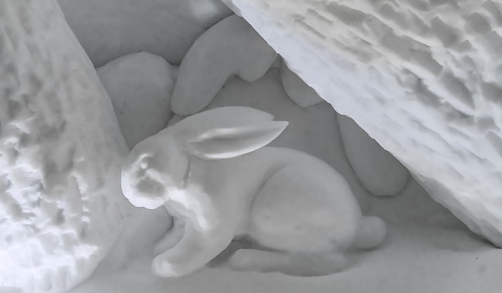 white rabbit statue