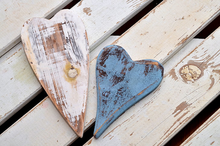 blue and white wooden heart frames