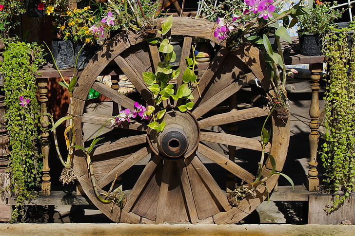 brown wooden wagon wheel