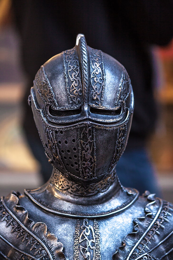 closeup photo of gray knight armor