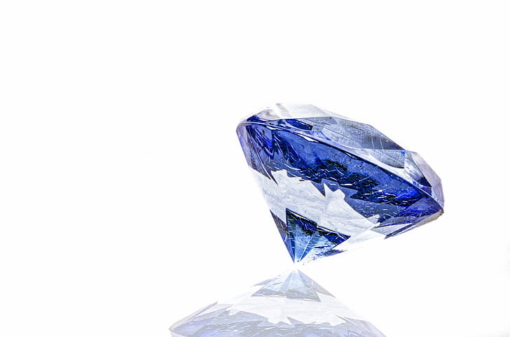 round cut blue gemstone