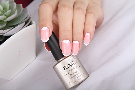 Rimi3 nail polish bottle