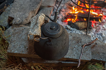 black steel whistle kettle