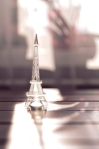 silver-colored Eiffel Tower model