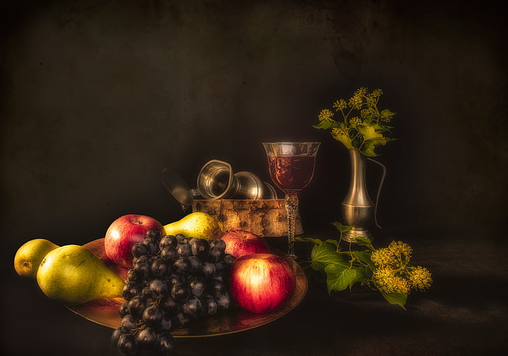 still life photography of fruits
