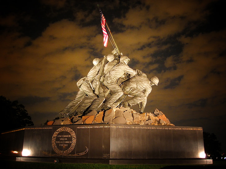 United States Marine Memorial Corps war statue