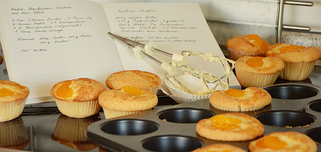 cupcakes near cook book