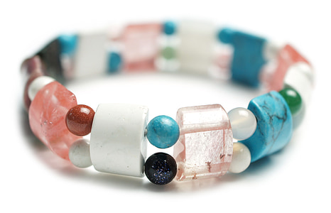 beaded multicolored bracelet