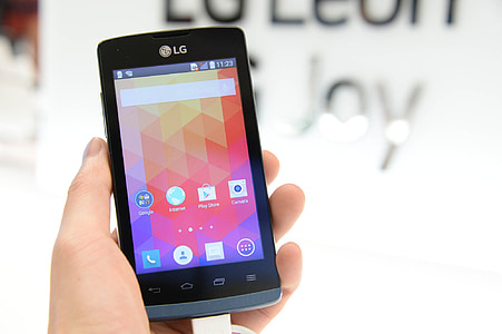 black and gray LG Android smartphone