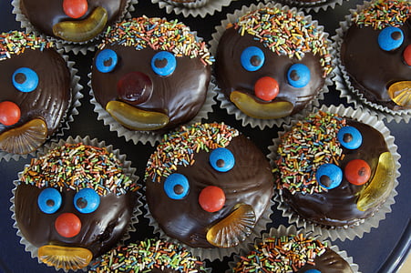 chocolate cupcake lot