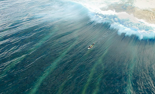 aerial photography of sea waves during daytime