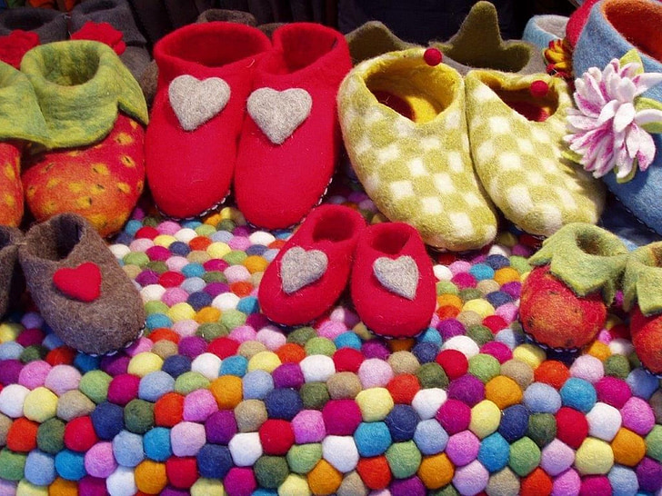 assorted-color of home shoes