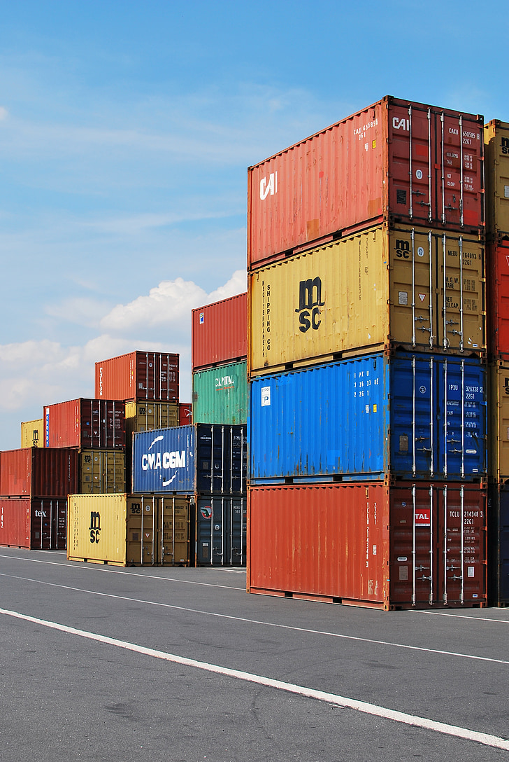 stack intermodal containers