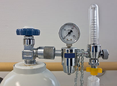 white and grey medical oxygen pressure