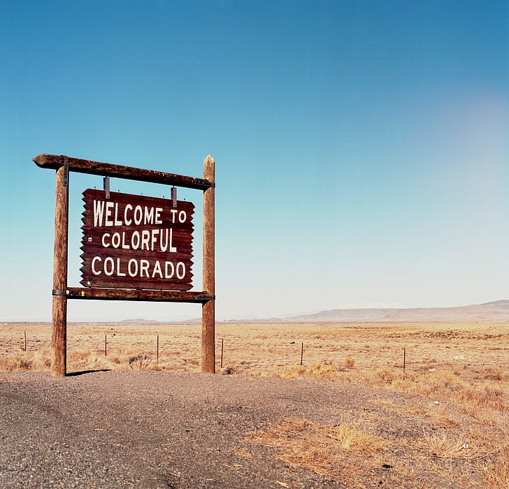 welcome to colorful Colorado signage